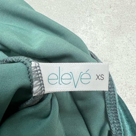 Green Eleve velvet leotard - Picture 3 of 3